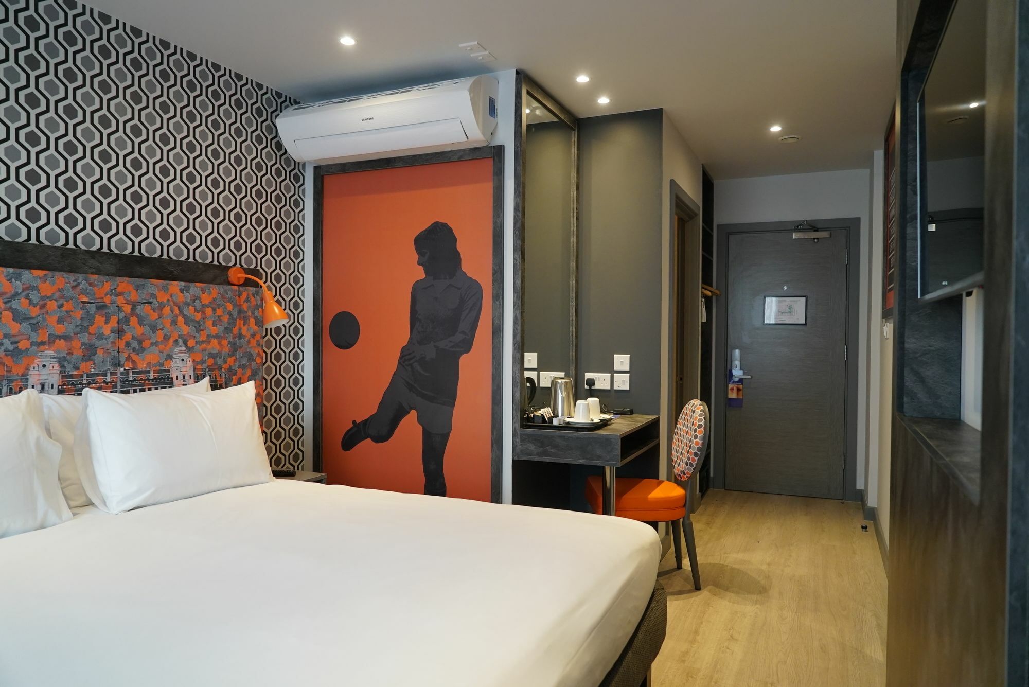 Best Western Plus London Wembley Hotel Eksteriør bilde
